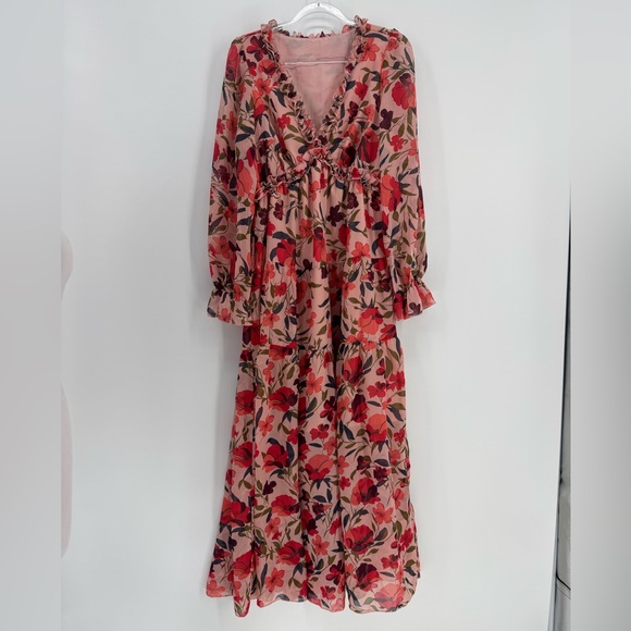 Dresses & Skirts - Floral Long Sleeve Maxi Dress, Size M